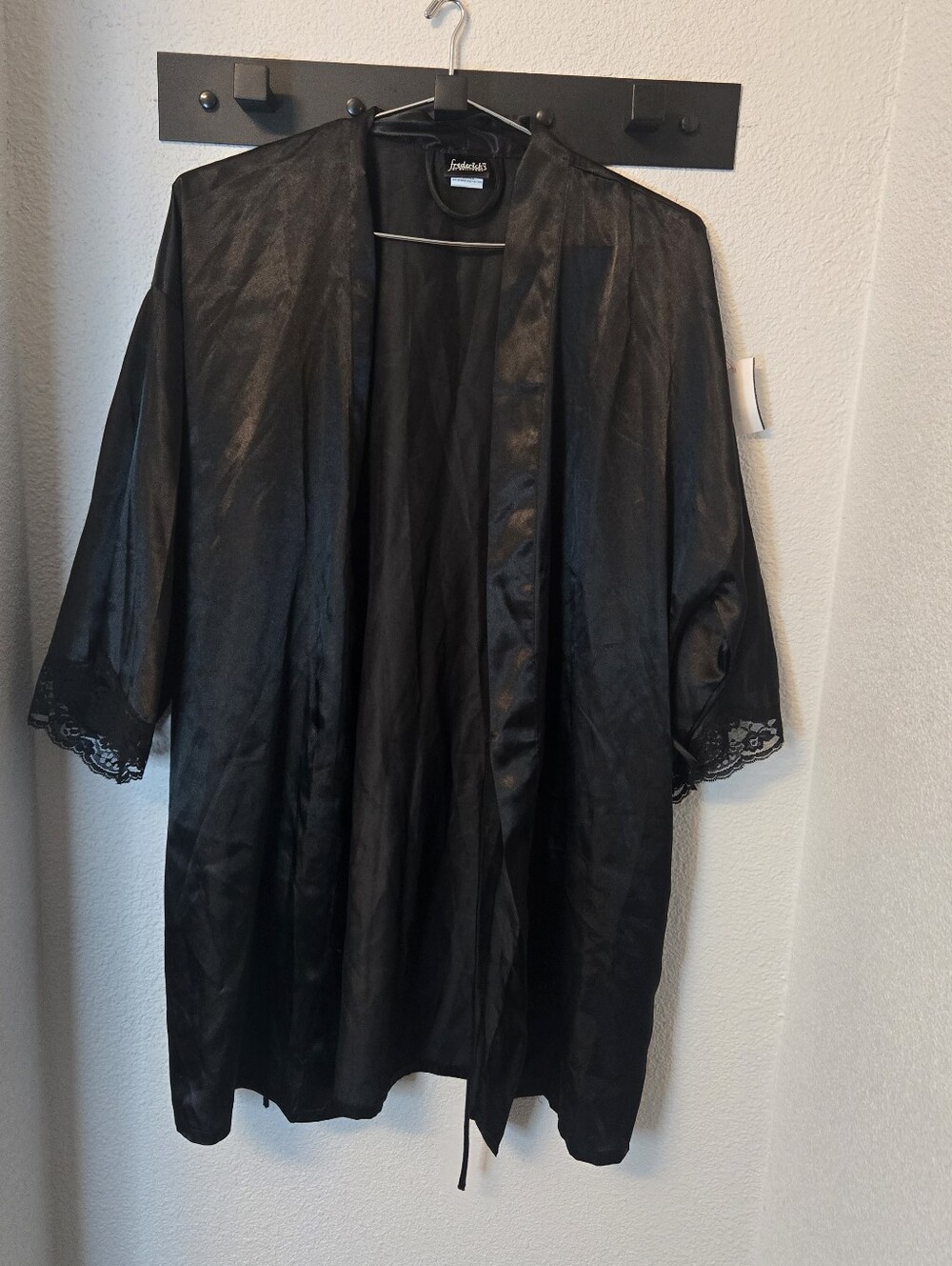 Vintage Frederick's of Hollywood Black Satin Lace Robe Style 5012 Small No Belt